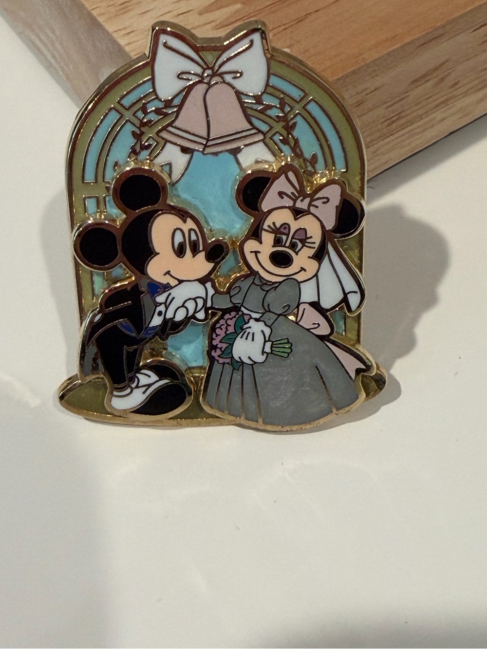 Disney Mickey & Minnie Mouse wedding pin